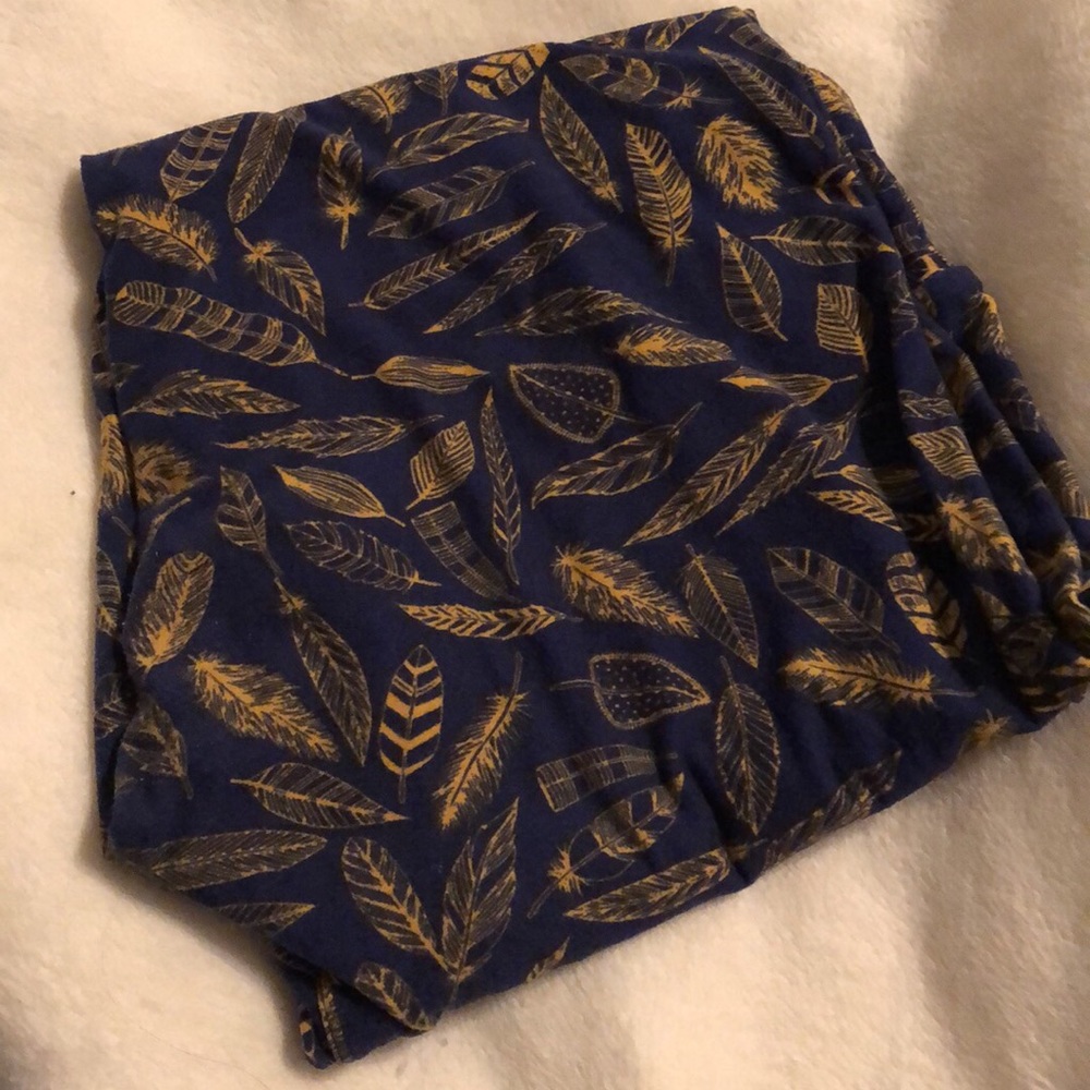 Lularoe feather leggings TC